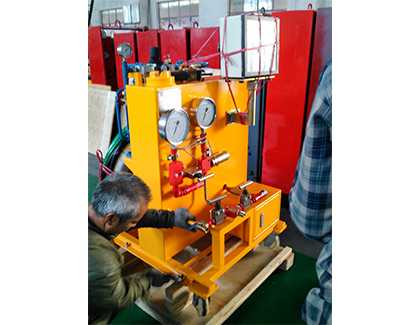 QST系列氣動(dòng)試壓泵圖片3 QST系列氣動(dòng)試壓泵圖片3